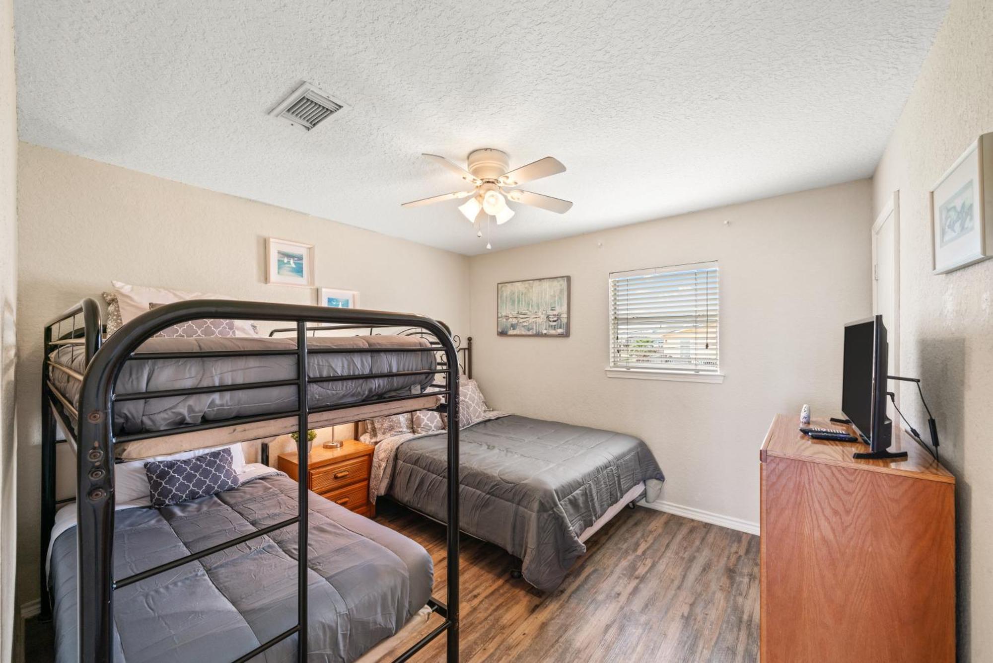 Amazing Oceanfront 2br Cozy Peaceful And Kid And Pet Friendly *
